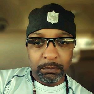 Meet your Posher, Lee